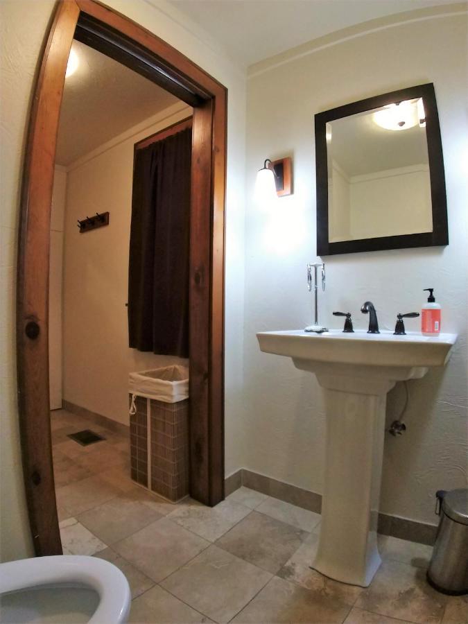 Bunk & Brew Historic Lucas House - Hostel Bend Dış mekan fotoğraf
